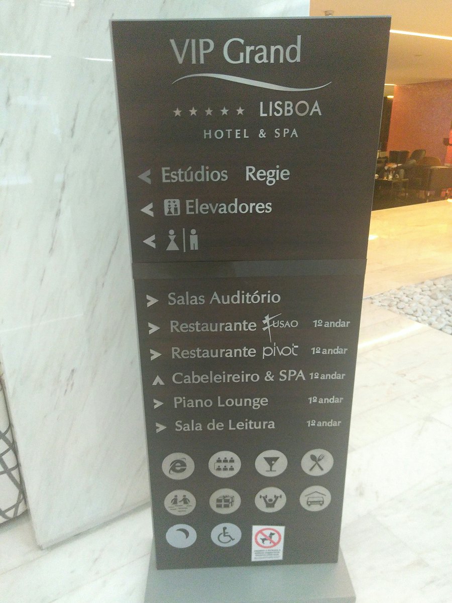 All I wanted was the Camino and the only thing I got was this 5-Sterne-Hotel