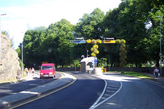 Eine Mautstation — hier bei der Einfahrt nach Kristiansand