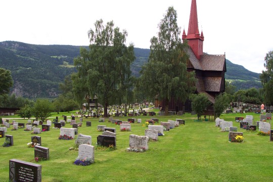 Eine der zahlreichen Stabkirchen Norwegens