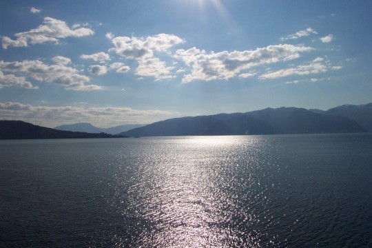 Ein Blick über den Fjord